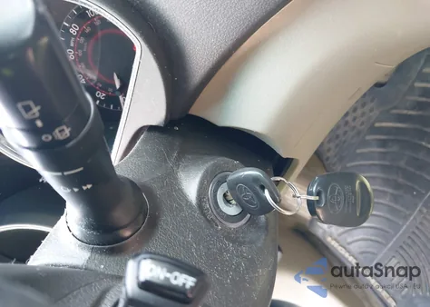 2009 Toyota Highlander z USA, uszkodzony, nr VIN JTEDA41A492003901